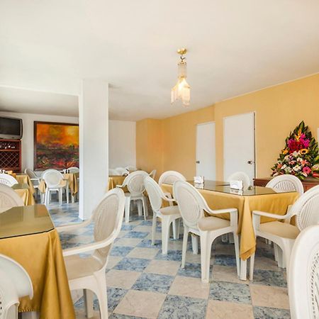 Apartahotel Bogota Gran Marquez, Apartaestudios Y Habitaciones Bagian luar foto