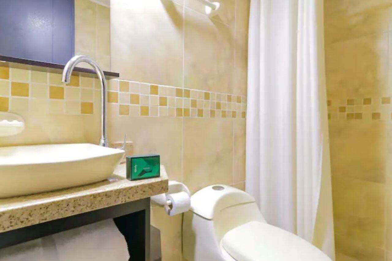 Apartahotel Bogota Gran Marquez, Apartaestudios Y Habitaciones Bagian luar foto