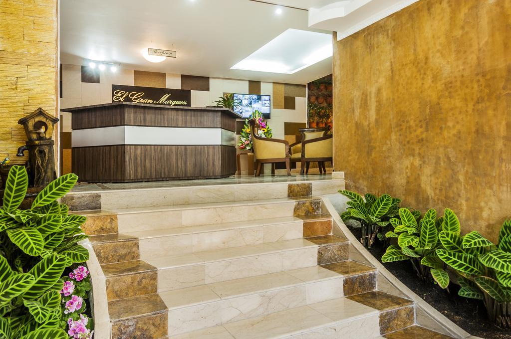 Apartahotel Bogota Gran Marquez, Apartaestudios Y Habitaciones Bagian luar foto
