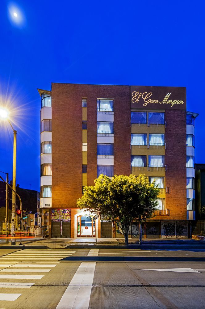 Apartahotel Bogota Gran Marquez, Apartaestudios Y Habitaciones Bagian luar foto